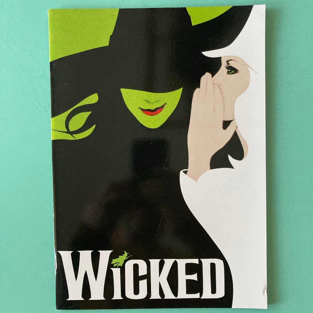 Wicked Souvenir Program Megan Hilty Rue McClanahan Other Casts Torn Back Cover